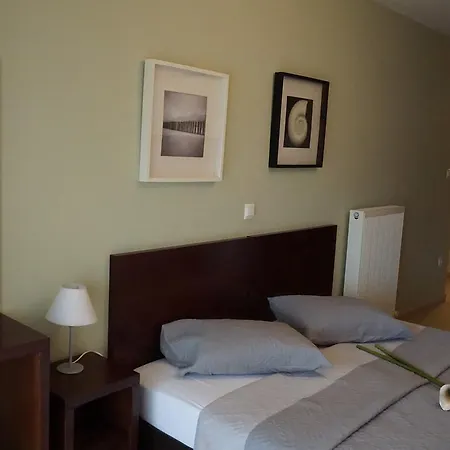 Ameris & Apartman Néosz Marmarász