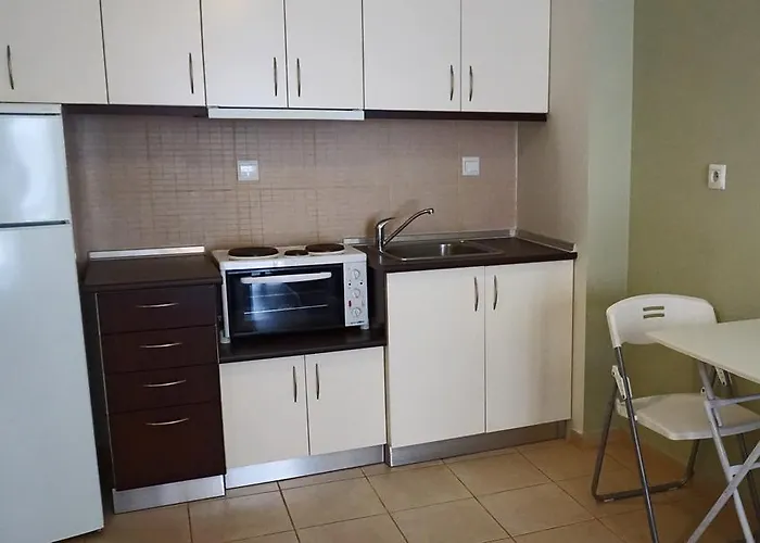 Ameris & Appartement Neos Marmaras