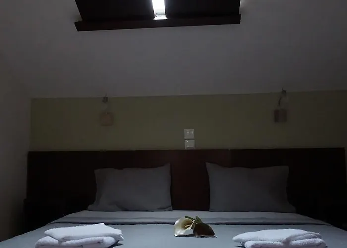 Ameris & Apartamento Néos Marmarás