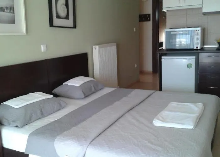 Ameris & Néos Marmarás