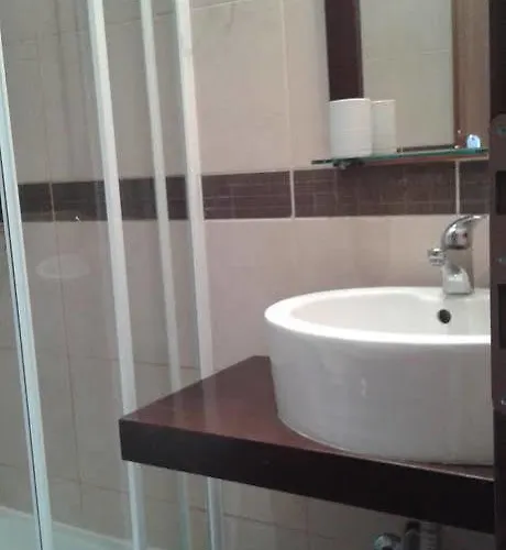 Ameris & Néos Marmarás