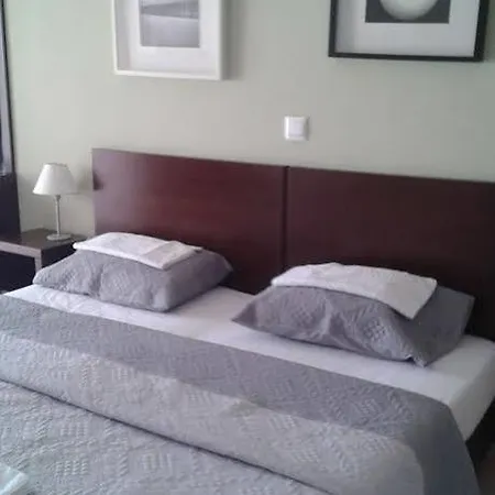 Ameris & * Neos Marmaras